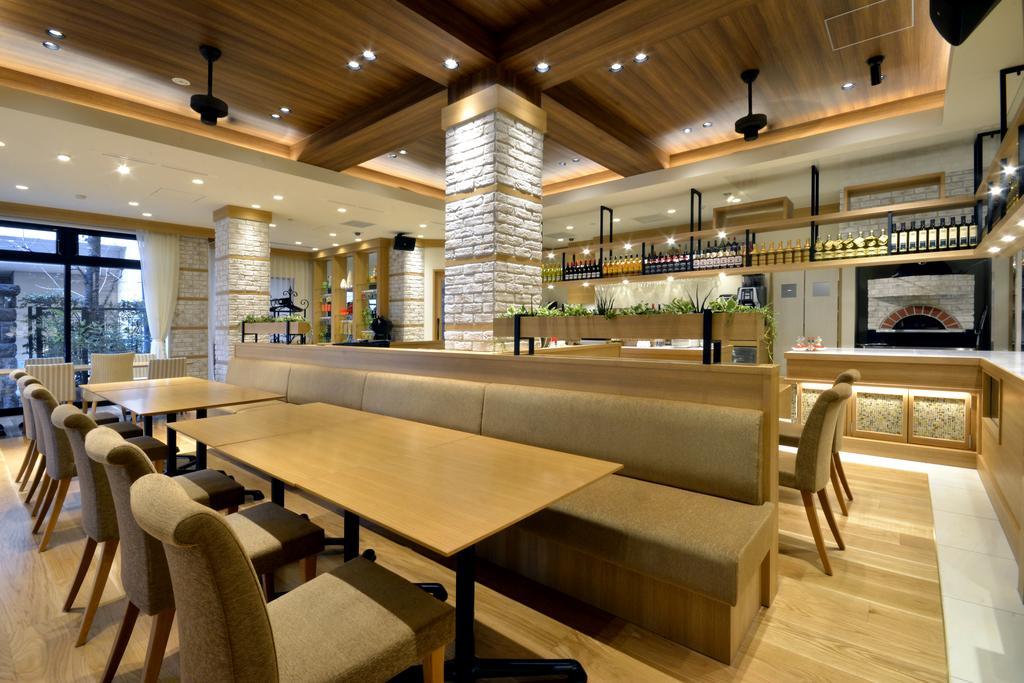 新宿蔷薇花园饭店 3*